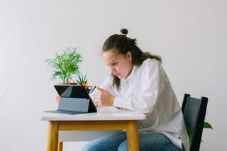 Teen Cannabis Use Keeps Falling as Adult Legalisation Expands, US Data Shows